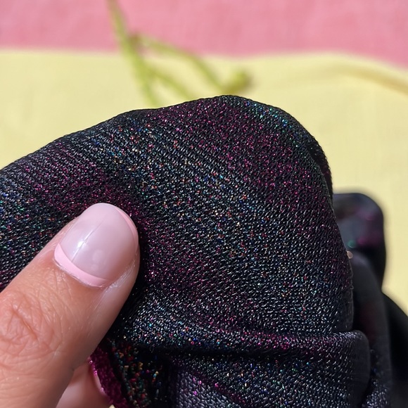 Metallic/ glitter Top ✨ - Picture 11 of 11